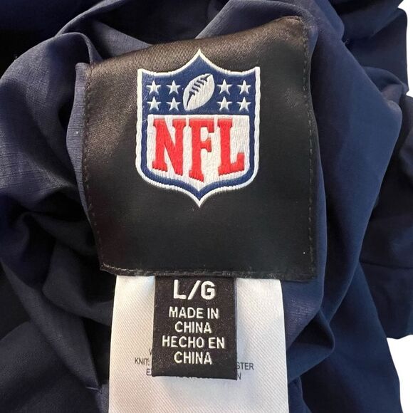 NWT! NFL patriots reversible coat. Size large - Picture 3 of 13